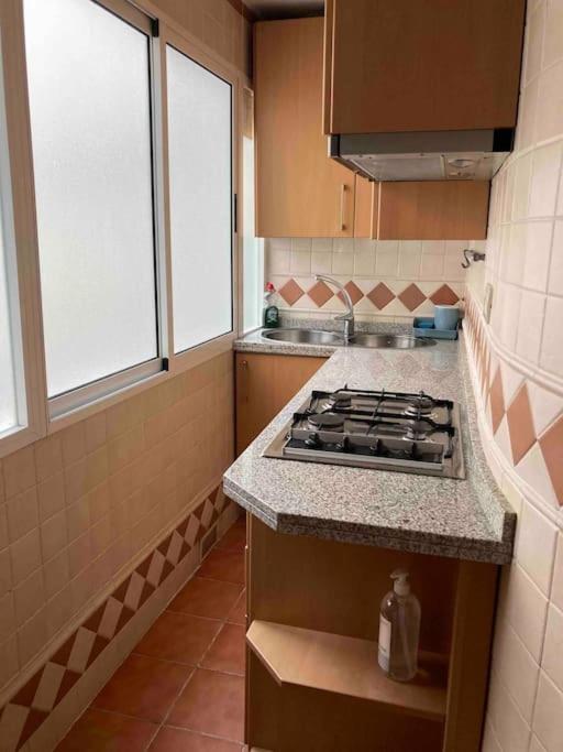 Apartamento Enriqueta Гранада Екстериор снимка