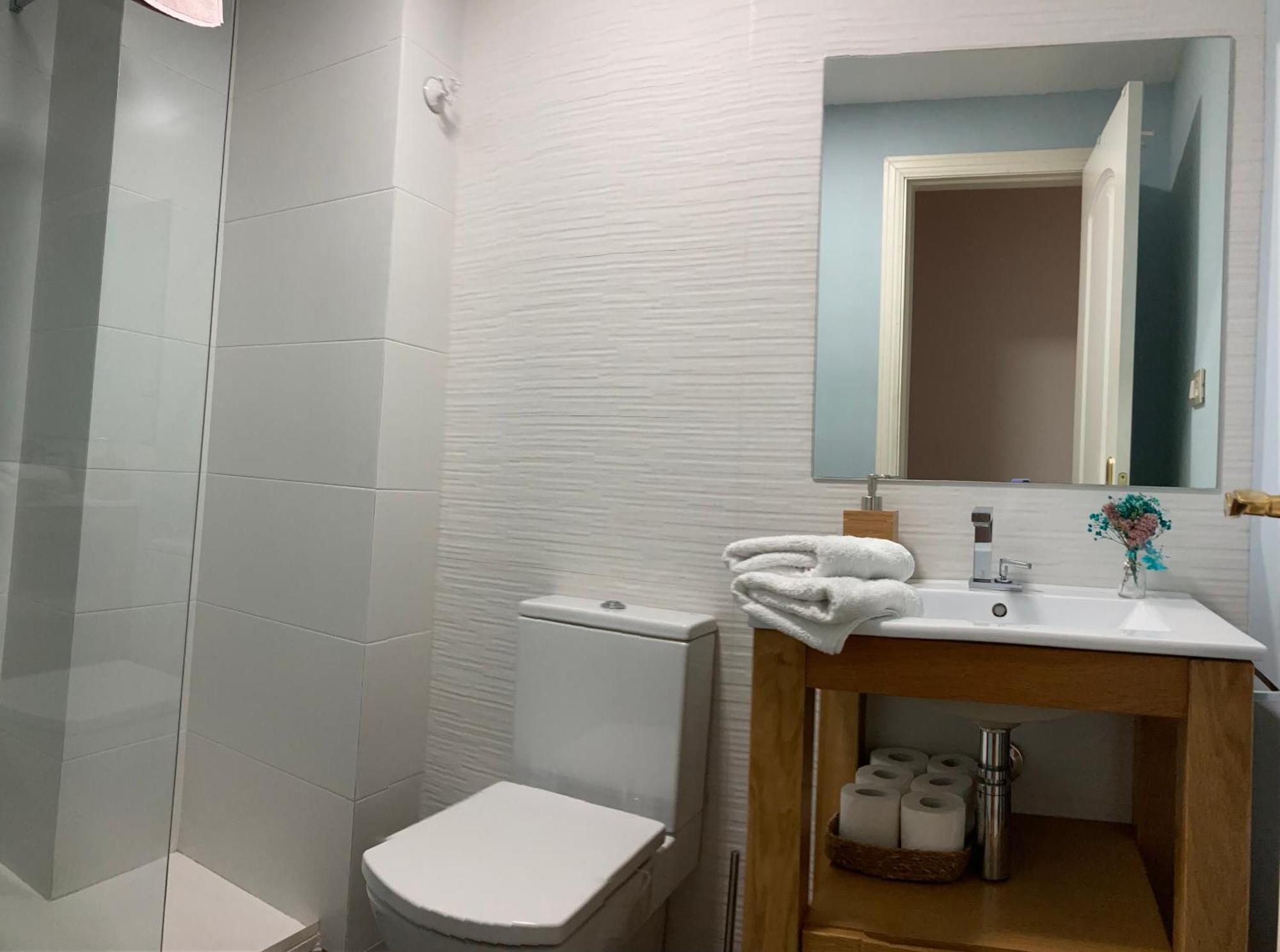 Apartamento Enriqueta Гранада Екстериор снимка