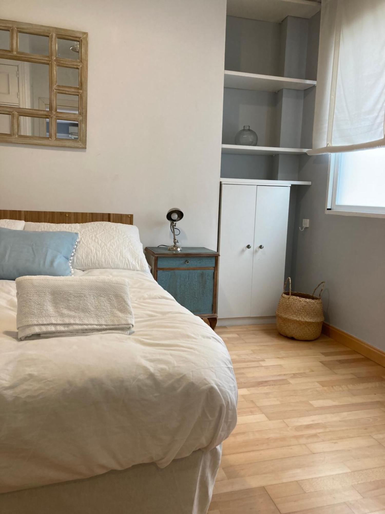 Apartamento Enriqueta Гранада Екстериор снимка